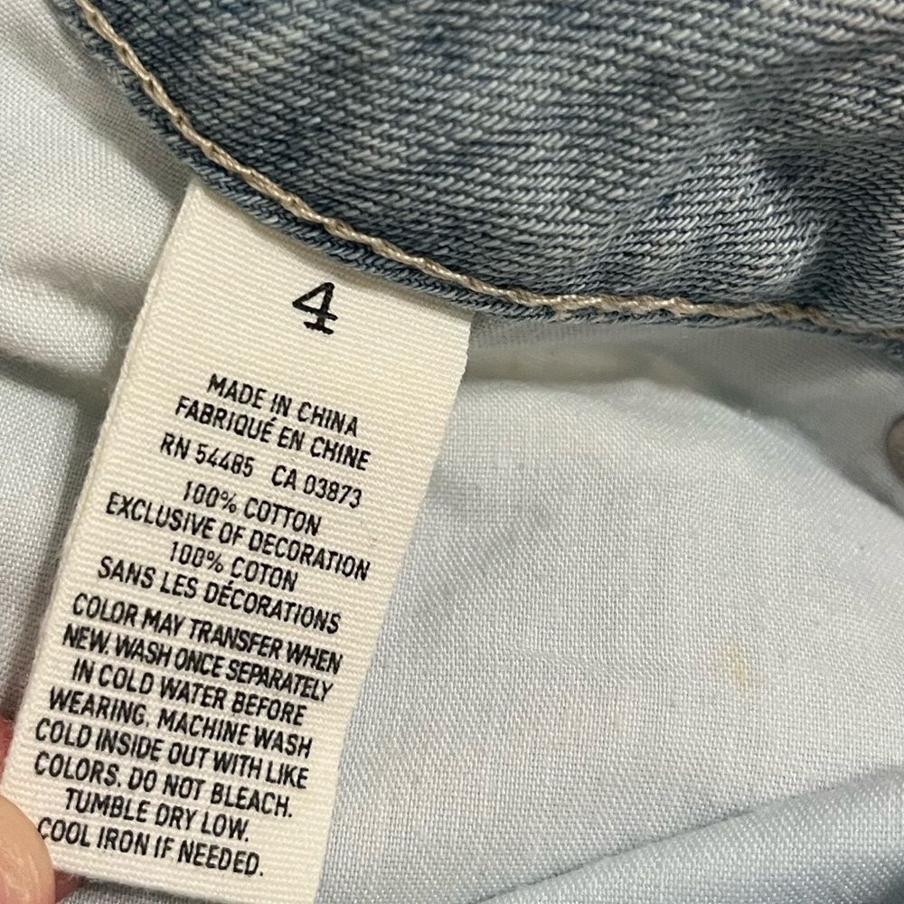 Women American Eagle outfitter white washed distressed jean shorts size 4 ripped - Picture 5 of 6